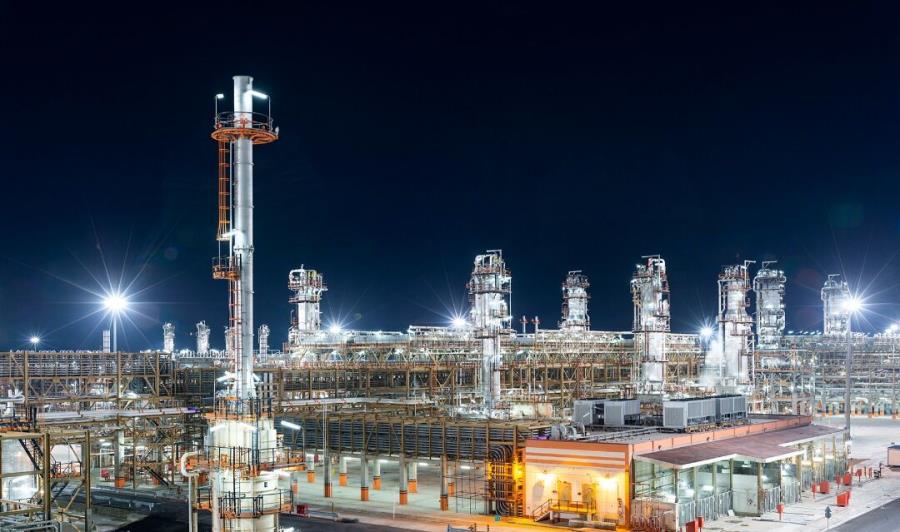 ایرانی‌ها بزرگ‌ترین پالایشگاه تولید بنزین یورو چهار را ساخته‌اند